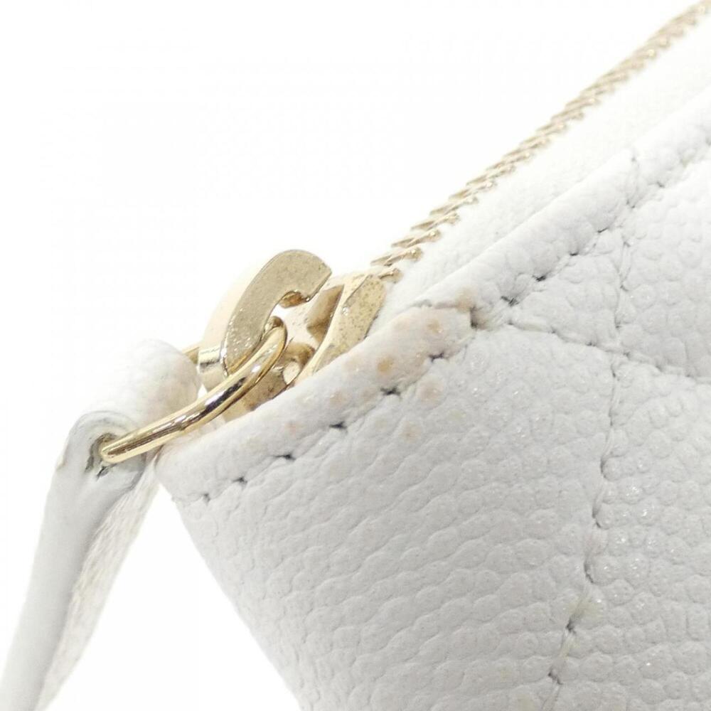 CHANEL White Wallet - Picture 6 of 10